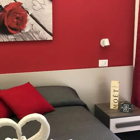 فندق مبيت وإفطار Residenza De Luca تروبيا