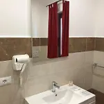 Residenza De Luca Bed & Breakfast 4*