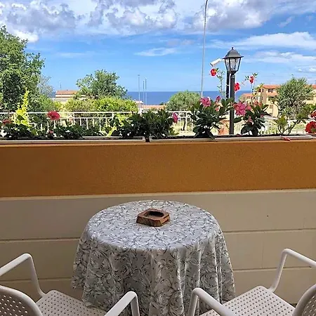 Bed & Breakfast Residenza De Luca 4*