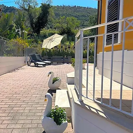 Residenza De Luca Bed & Breakfast