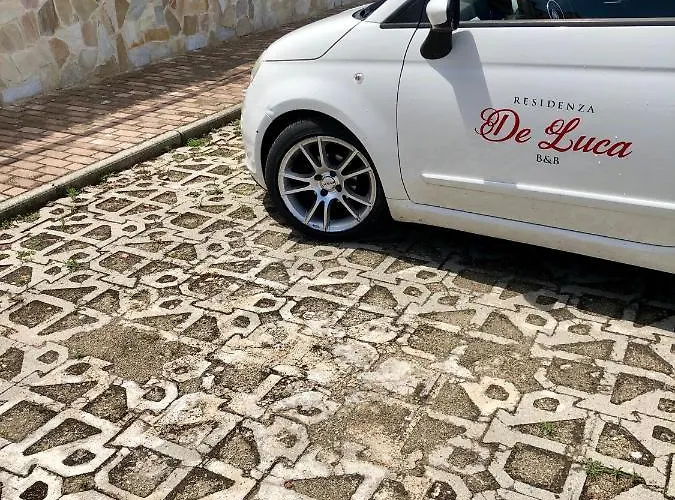 לינה וארוחת בוקר Residenza De Luca 4*