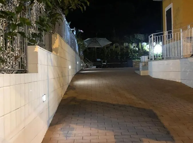 Residenza De Luca 4* 特罗佩阿