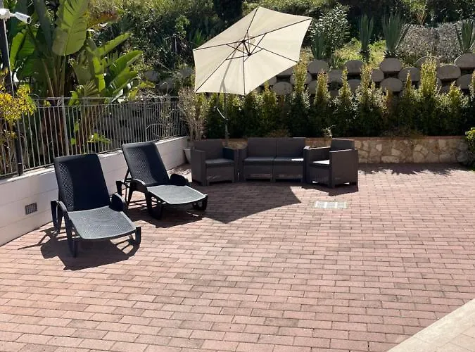 Residenza De Luca 4* 特罗佩阿