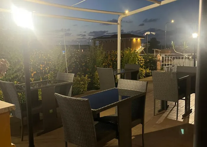 לינה וארוחת בוקר Residenza De Luca