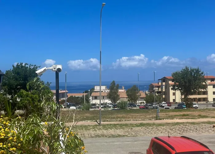 Residenza De Luca 4* טרופאה