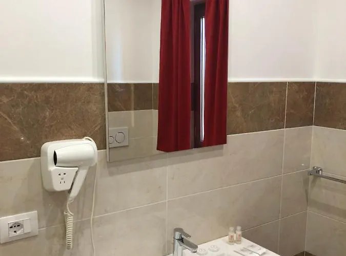 Residenza De Luca לינה וארוחת בוקר 4*