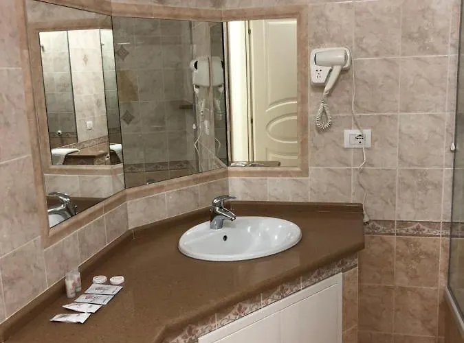 Residenza De Luca לינה וארוחת בוקר טרופאה